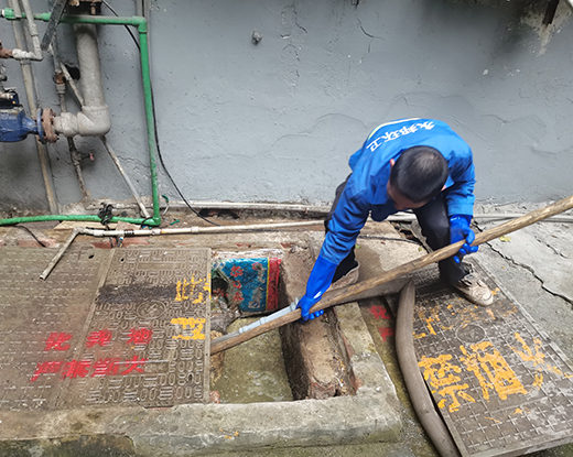 千家镇清掏化粪池